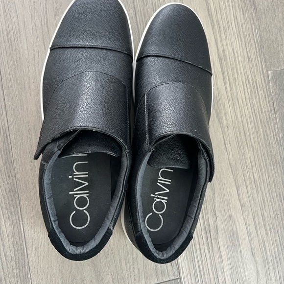 Calvin Klein Mens  sneakers | Shoes | new, never worn‼️some paint peeled off‼️ - Picture 8 of 10